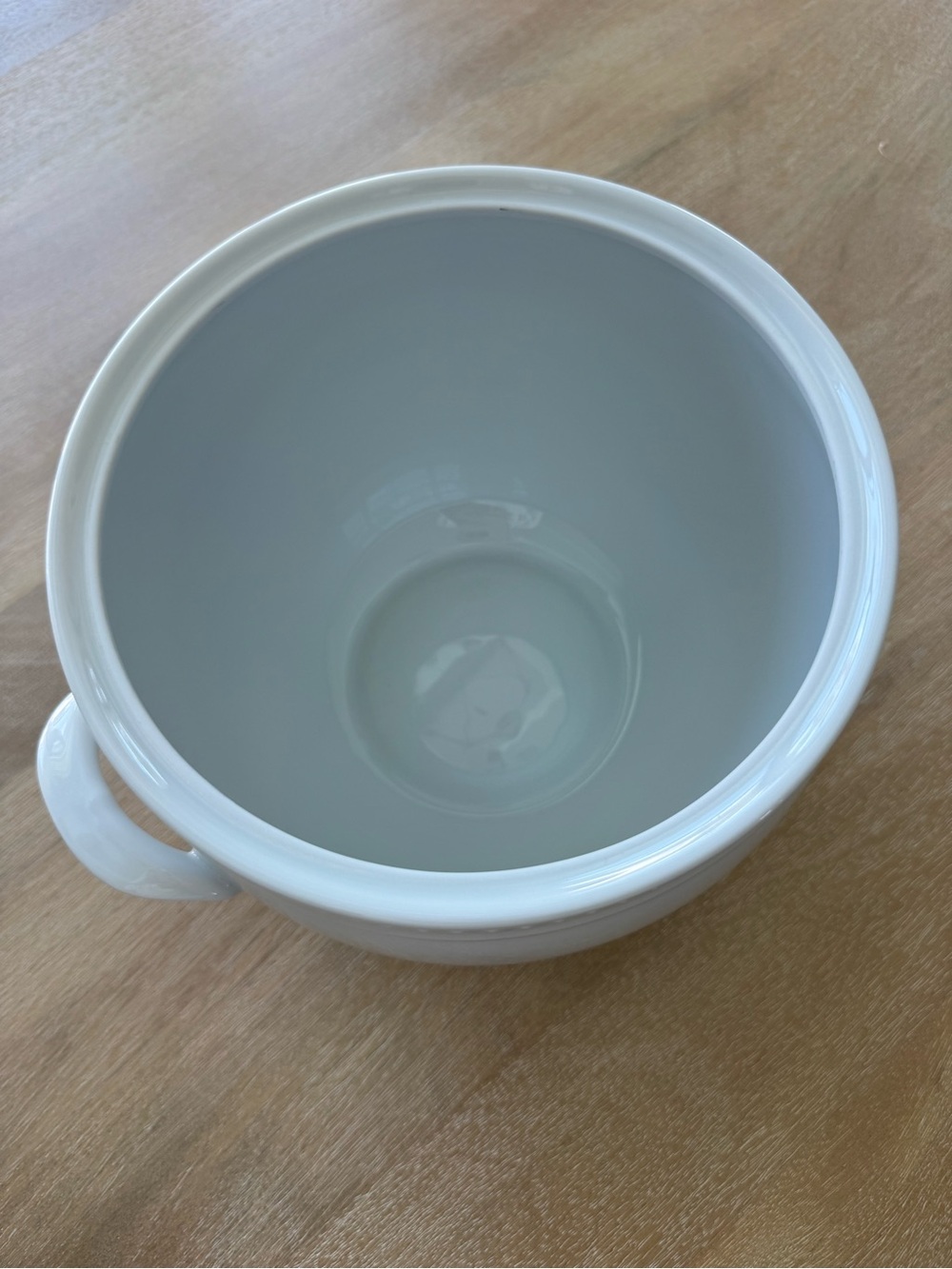 🤍NEVER USED🤍 Crate&Barrel Staccato White Ceramic Lidded Soup Tureen with Handles - Picture 4 of 8